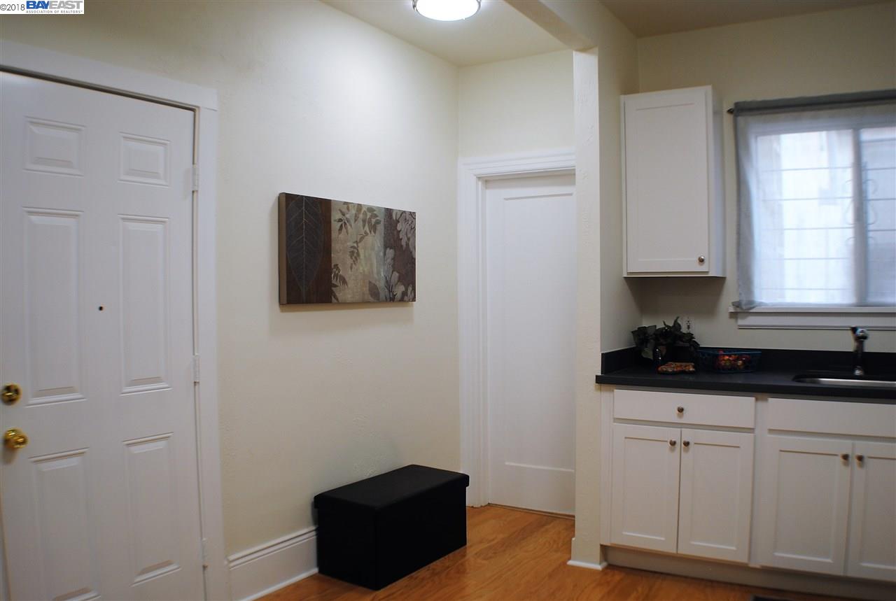 1949 Milvia Street, BERKELEY, California 94704-1043, ,Comm Ri Multi-units 5+,For Sale,Milvia Street,40831352