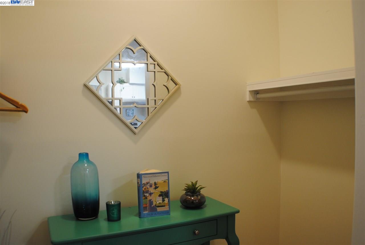 1949 Milvia Street, BERKELEY, California 94704-1043, ,Comm Ri Multi-units 5+,For Sale,Milvia Street,40831352