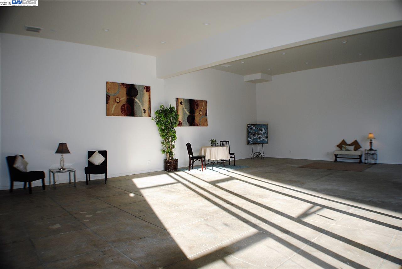 1949 Milvia Street, BERKELEY, California 94704-1043, ,Comm Ri Multi-units 5+,For Sale,Milvia Street,40831352