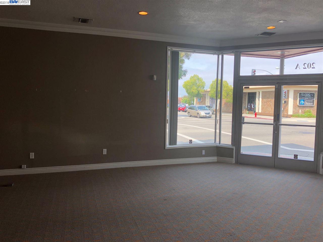 202 L, LIVERMORE, California 94550, ,Comm Industrial For Lease,For Rent,L,40943191