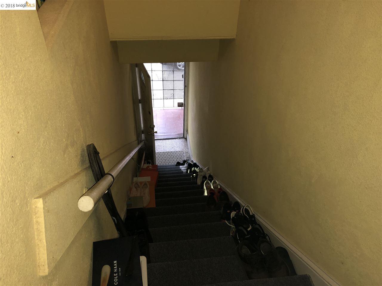 2200 8Th Ave, OAKLAND, California 94606, ,Comm Ri Multi-units 5+,For Sale,8Th Ave,40836172