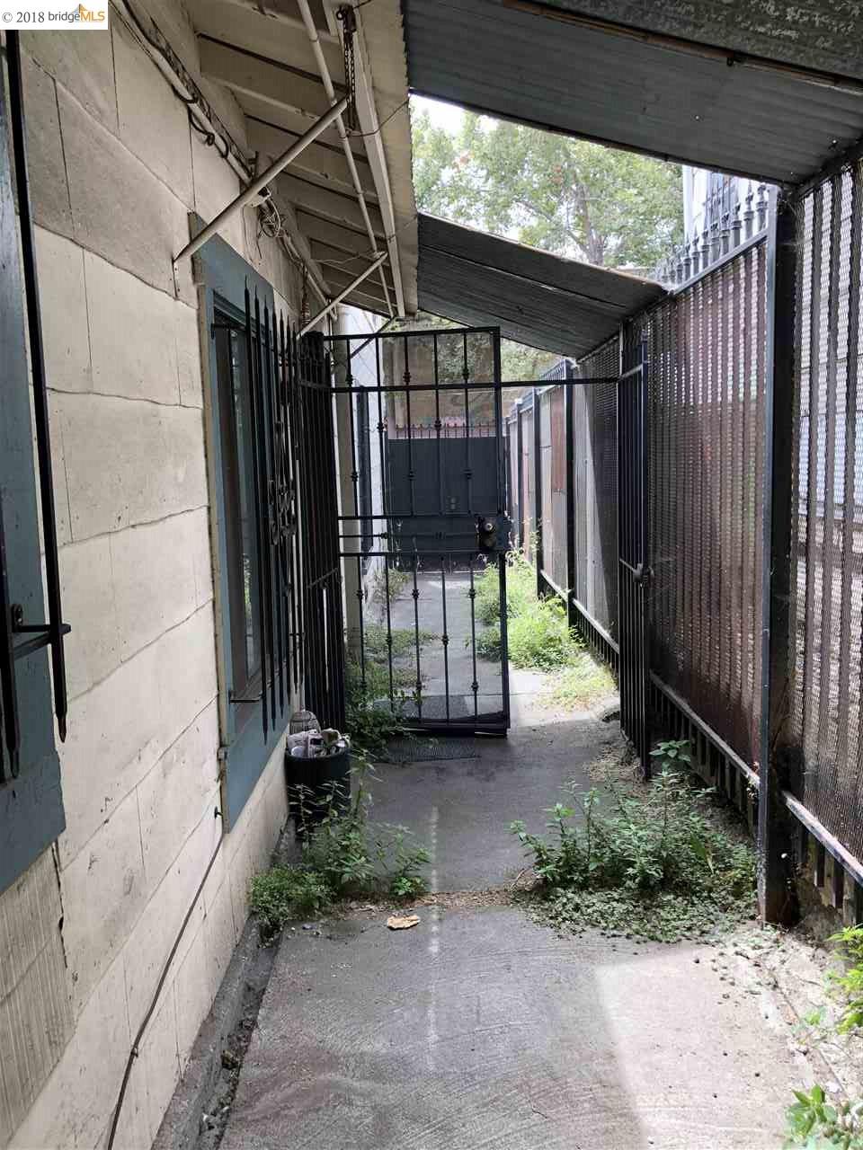 1854 International Blvd, OAKLAND, California 94606, ,Comm Ri Multi-units 5+,For Sale,International Blvd,40838797