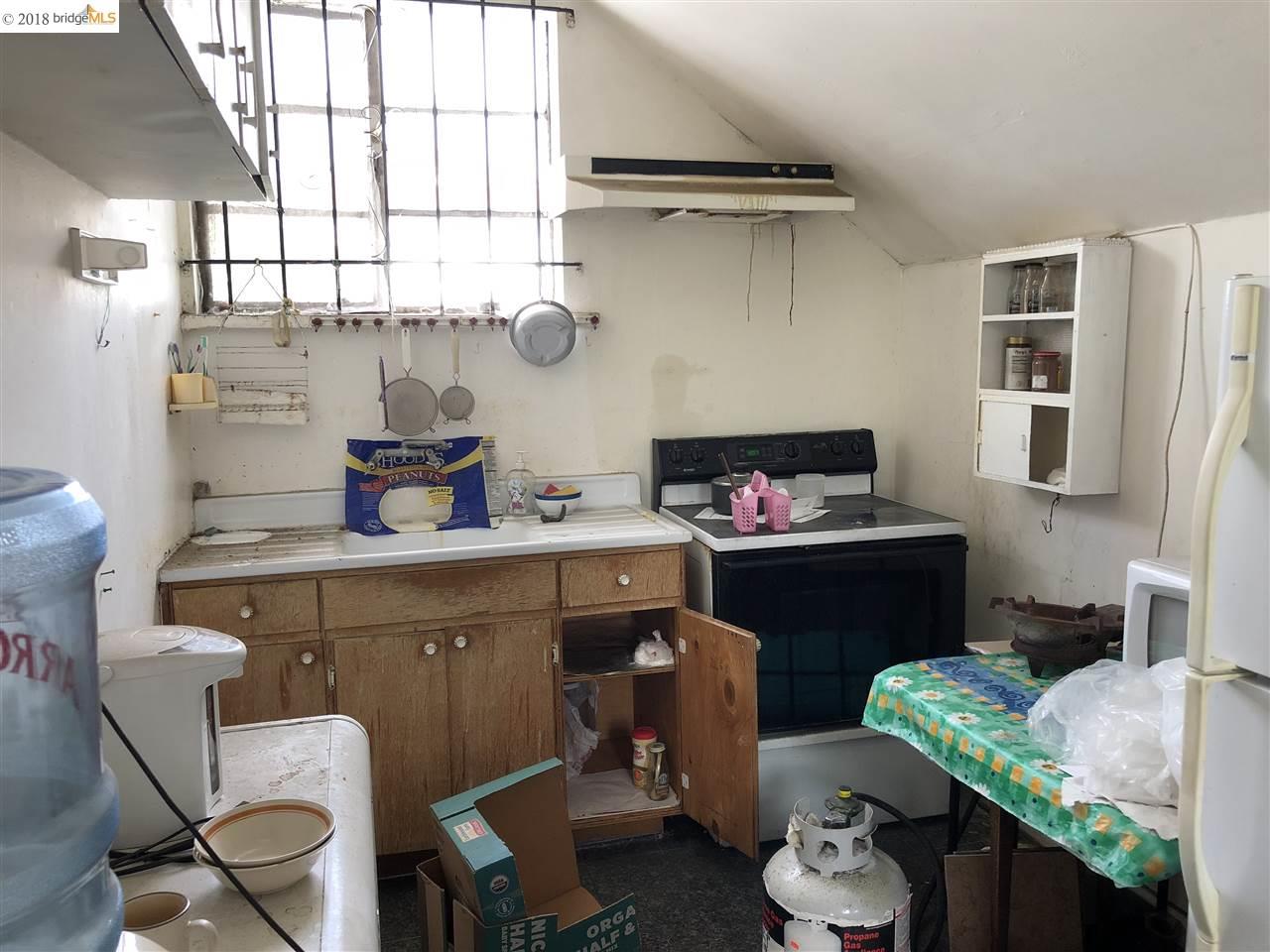1854 International Blvd, OAKLAND, California 94606, ,Comm Ri Multi-units 5+,For Sale,International Blvd,40838797