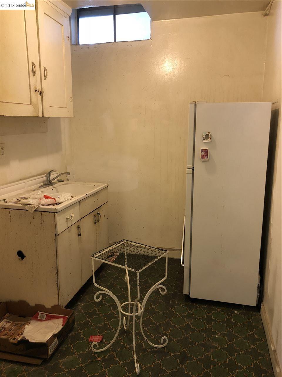1854 International Blvd, OAKLAND, California 94606, ,Comm Ri Multi-units 5+,For Sale,International Blvd,40838797