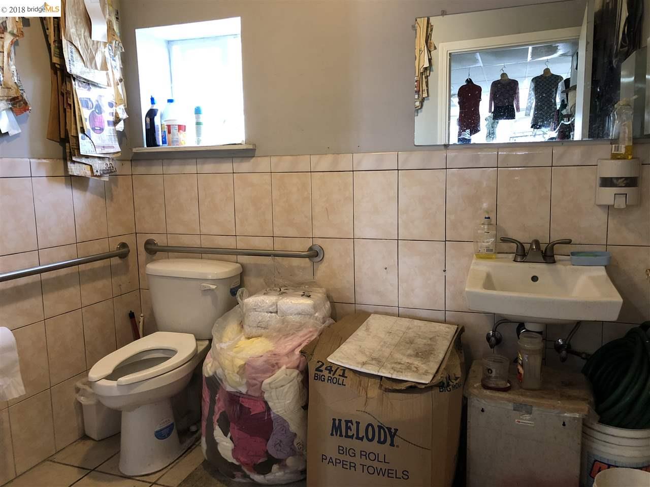 1854 International Blvd, OAKLAND, California 94606, ,Comm Ri Multi-units 5+,For Sale,International Blvd,40838797