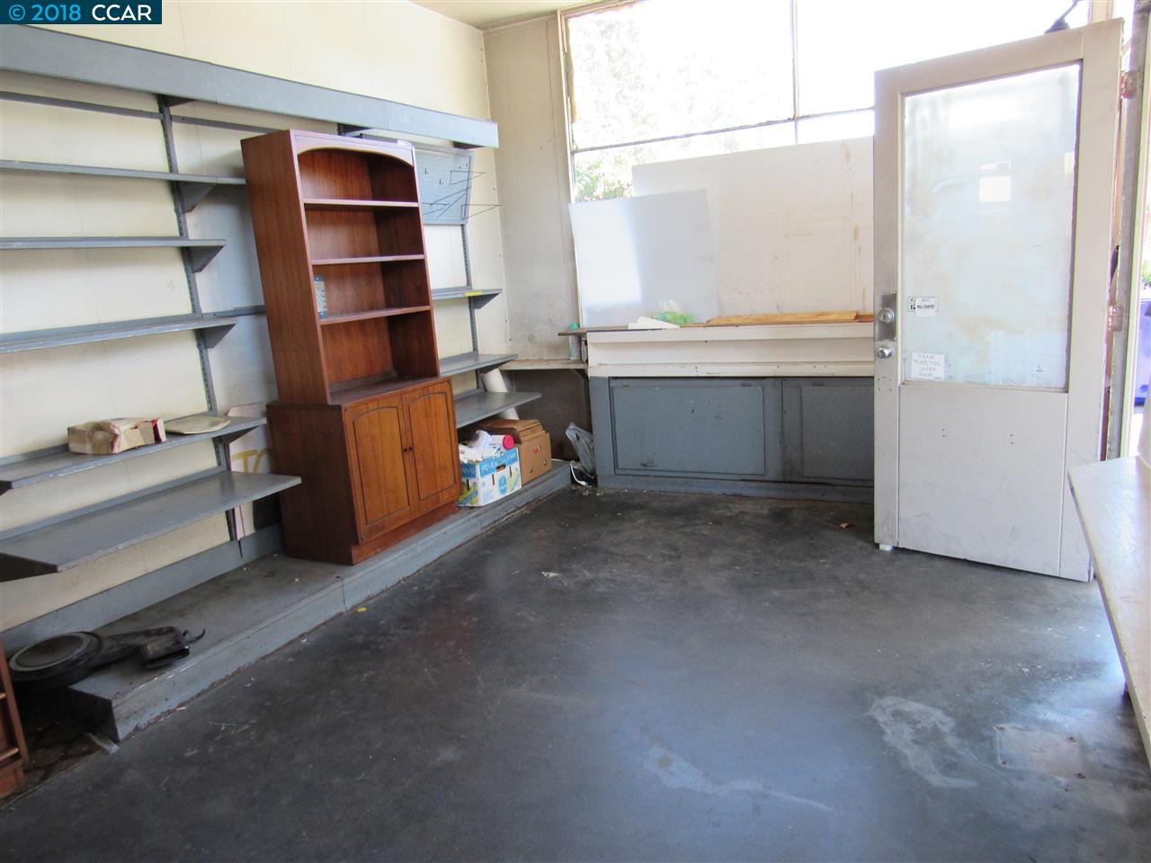 4011 San Pablo Dam Rd, EL SOBRANTE, California 94803, ,Comm Industrial For Sale,For Sale,San Pablo Dam Rd,1014
