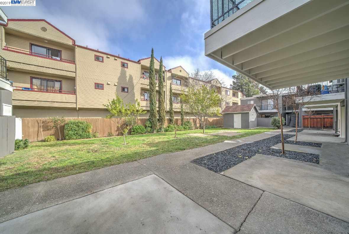1835 Robin Ln, CONCORD, California 94520, ,Comm Ri Multi-units 5+,For Sale,Robin Ln,40850096