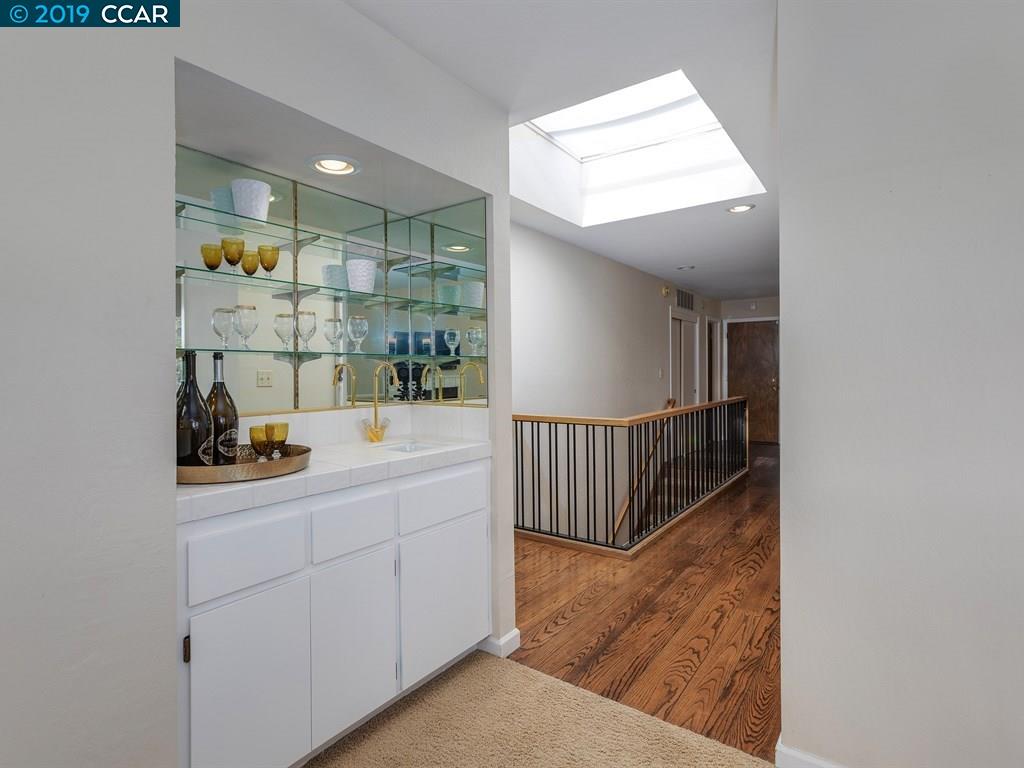 151 Ravenhill Rd