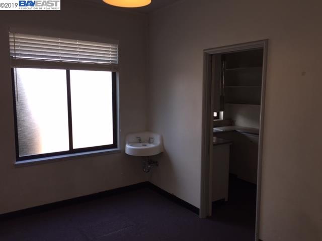 2225 Central Ave, ALAMEDA, California 94501, ,Comm Industrial For Lease,For Rent,Central Ave,40943506