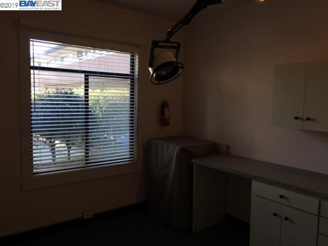 2225 Central Ave, ALAMEDA, California 94501, ,Comm Industrial For Lease,For Rent,Central Ave,40943506