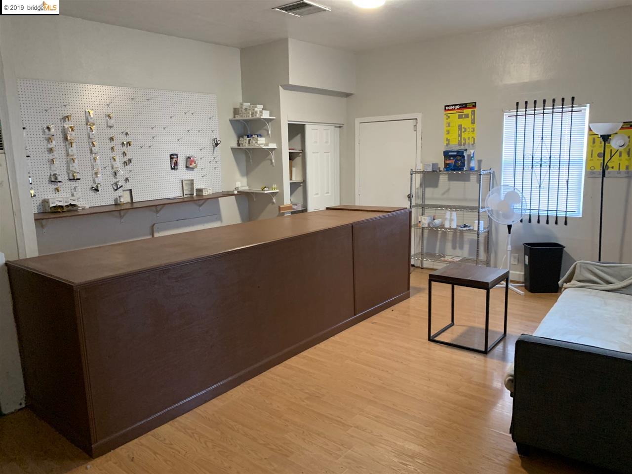 260 10Th St, PITTSBURG, California 94565, ,Comm Industrial For Lease,For Rent,10Th St,40943521