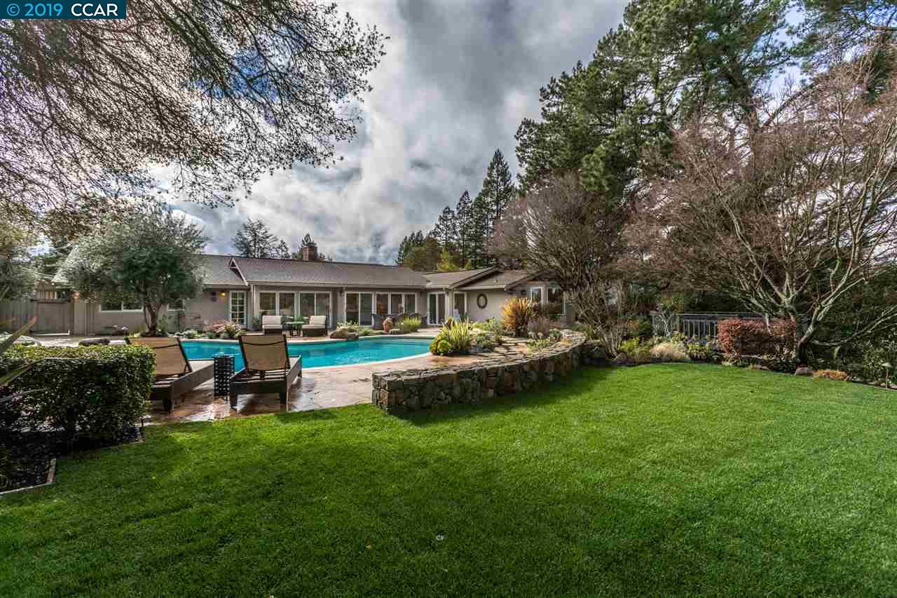 2 Charles Hill Ln