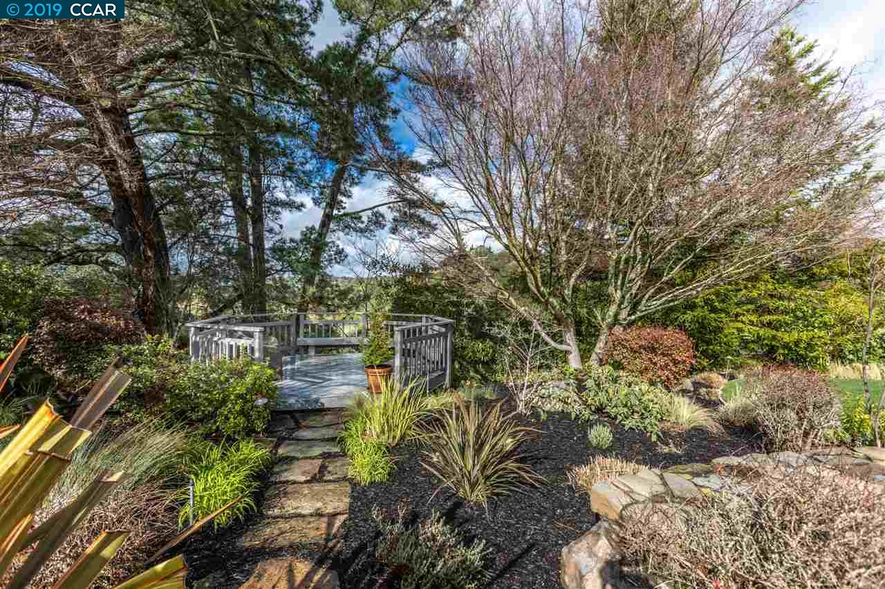2 Charles Hill Ln