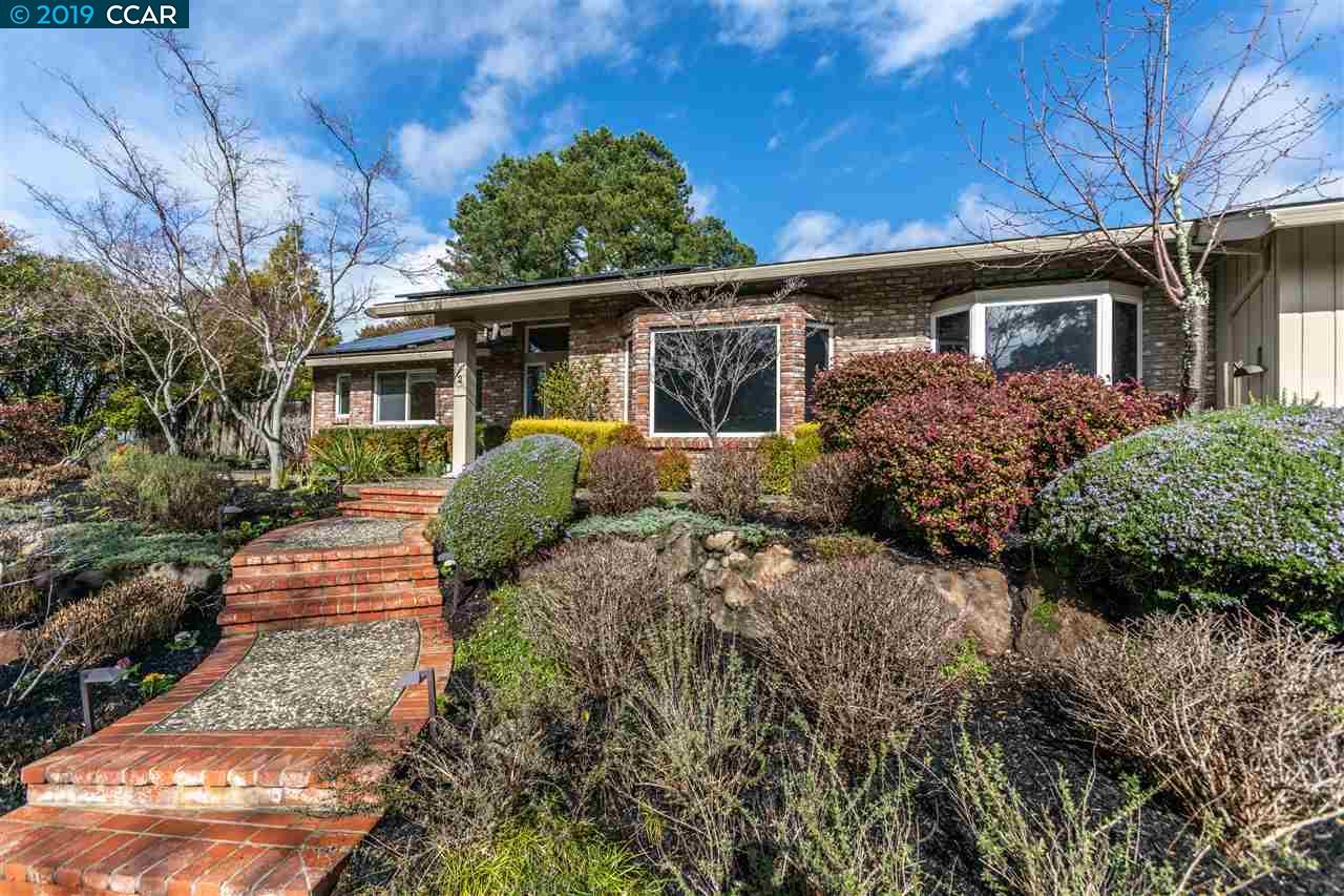 2 Charles Hill Ln