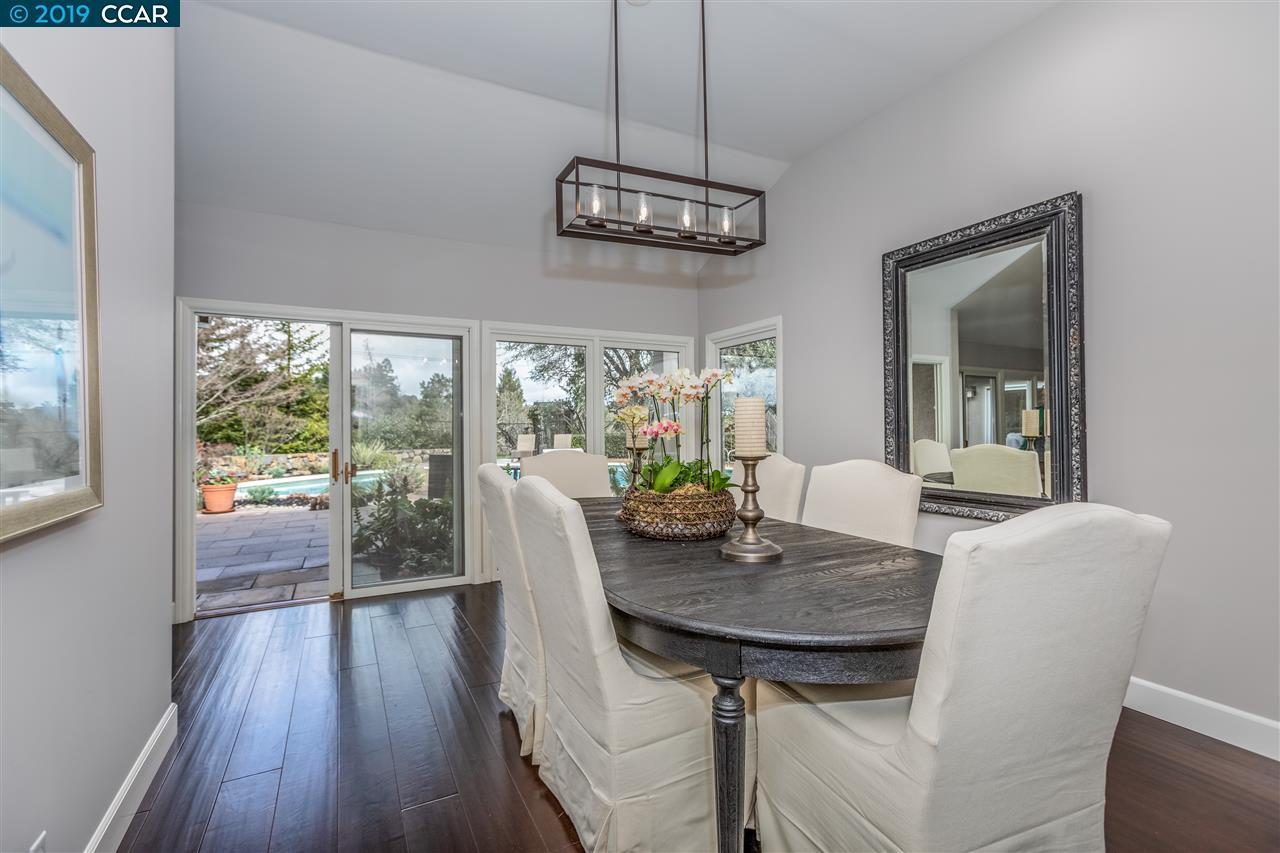 2 Charles Hill Ln
