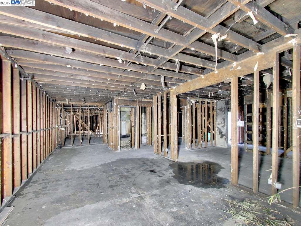 5484 Bancroft Ave, OAKLAND, California 94601, ,Comm Ri Multi-units 5+,For Sale,Bancroft Ave,40856970
