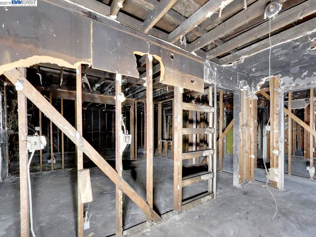 5484 Bancroft Ave, OAKLAND, California 94601, ,Comm Ri Multi-units 5+,For Sale,Bancroft Ave,40856970