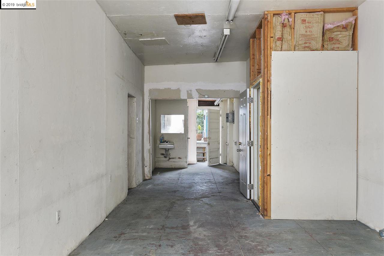 2247 8Th Ave, OAKLAND, California 94606, ,Comm Ri Multi-units 5+,For Sale,8Th Ave,40859248