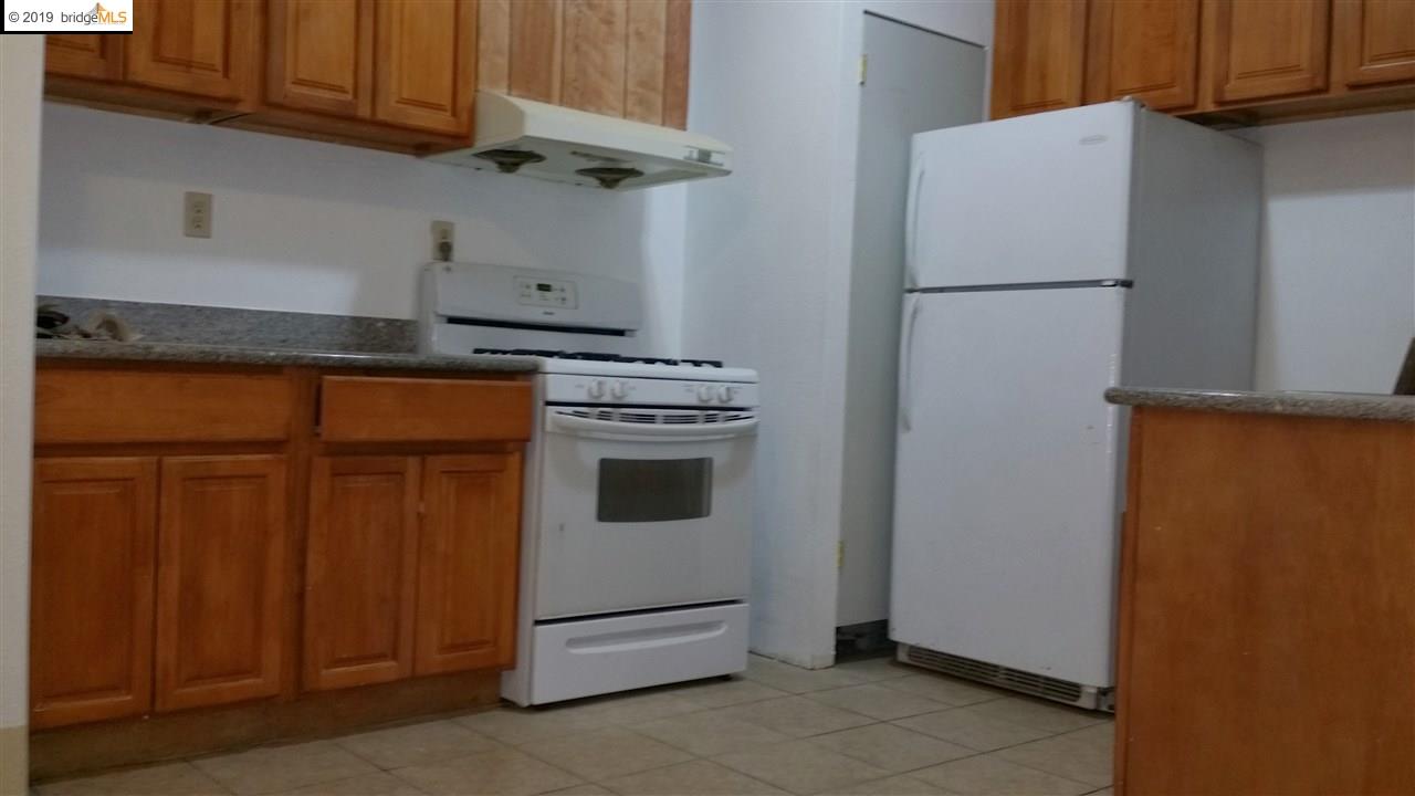 2247 8Th Ave, OAKLAND, California 94606, ,Comm Ri Multi-units 5+,For Sale,8Th Ave,40859248