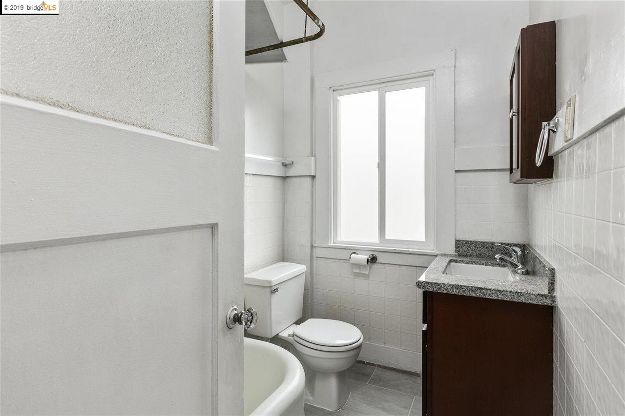 2247 8Th Ave, OAKLAND, California 94606, ,Comm Ri Multi-units 5+,For Sale,8Th Ave,40859248