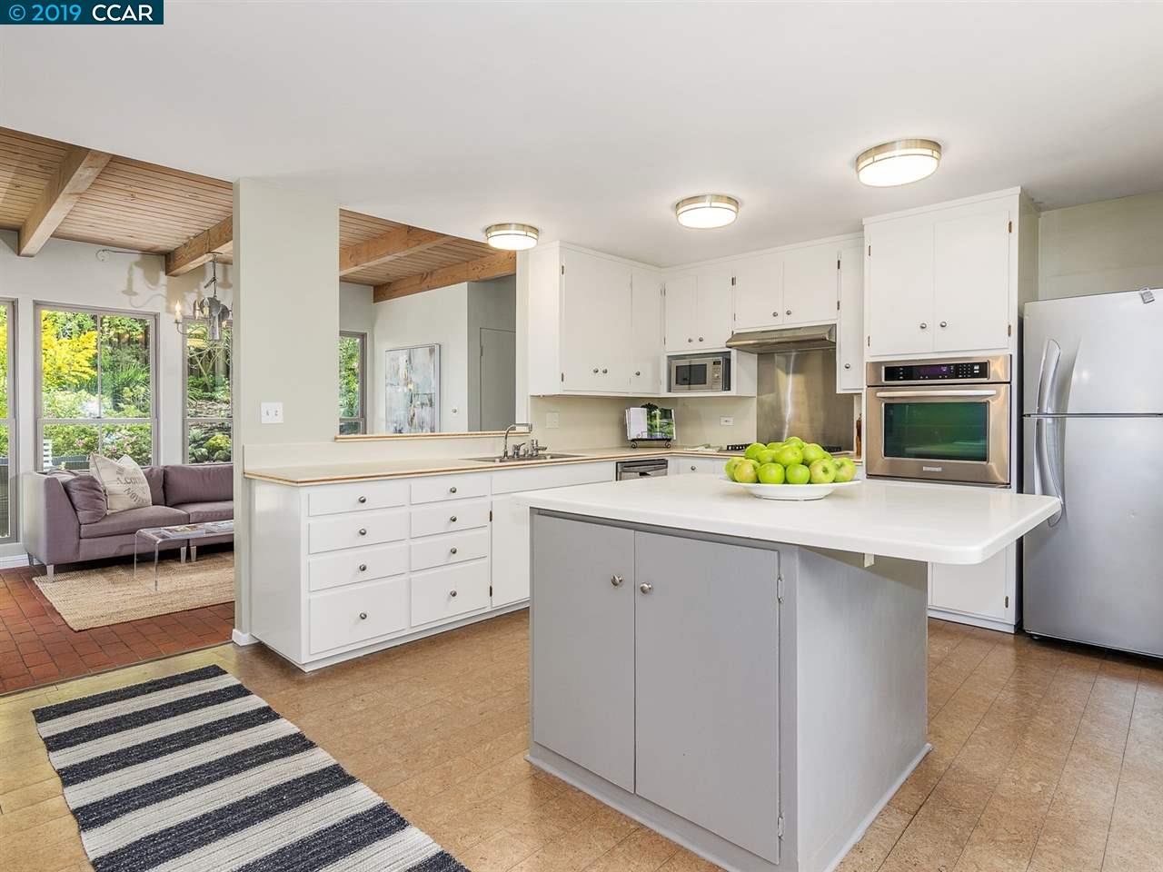 67 Loma Vista