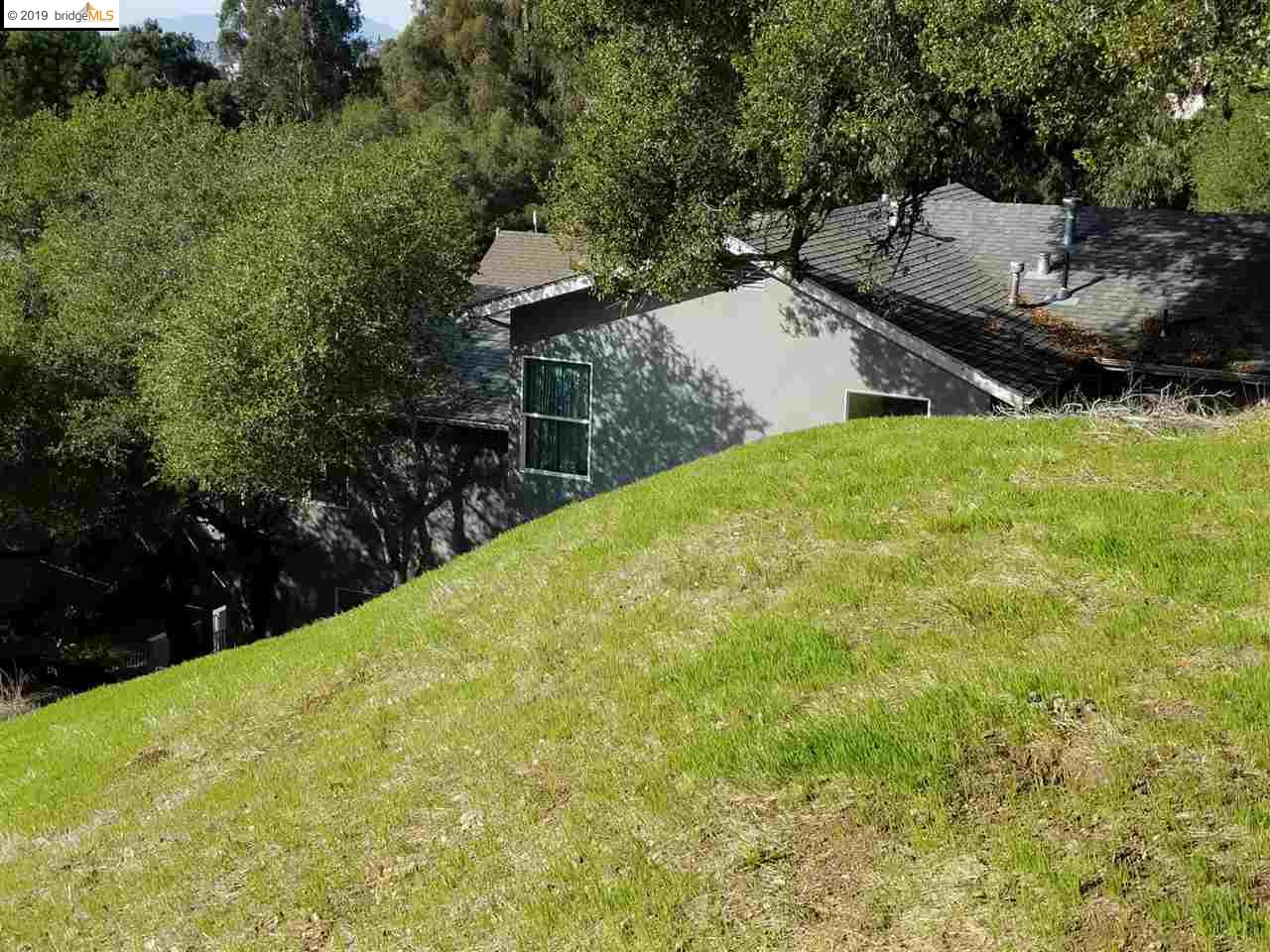 8760 Golf Links Rd, OAKLAND, California 94605, ,Lots And Land,For Sale,Golf Links Rd,40884638