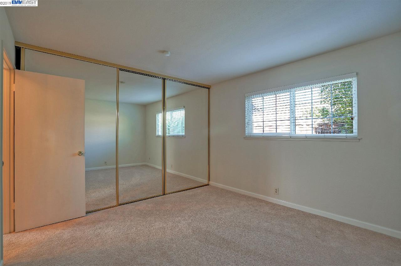 20026 Wisteria St, CASTRO VALLEY, California 94546, ,Comm Ri Multi-units 5+,For Sale,Wisteria St,40862718
