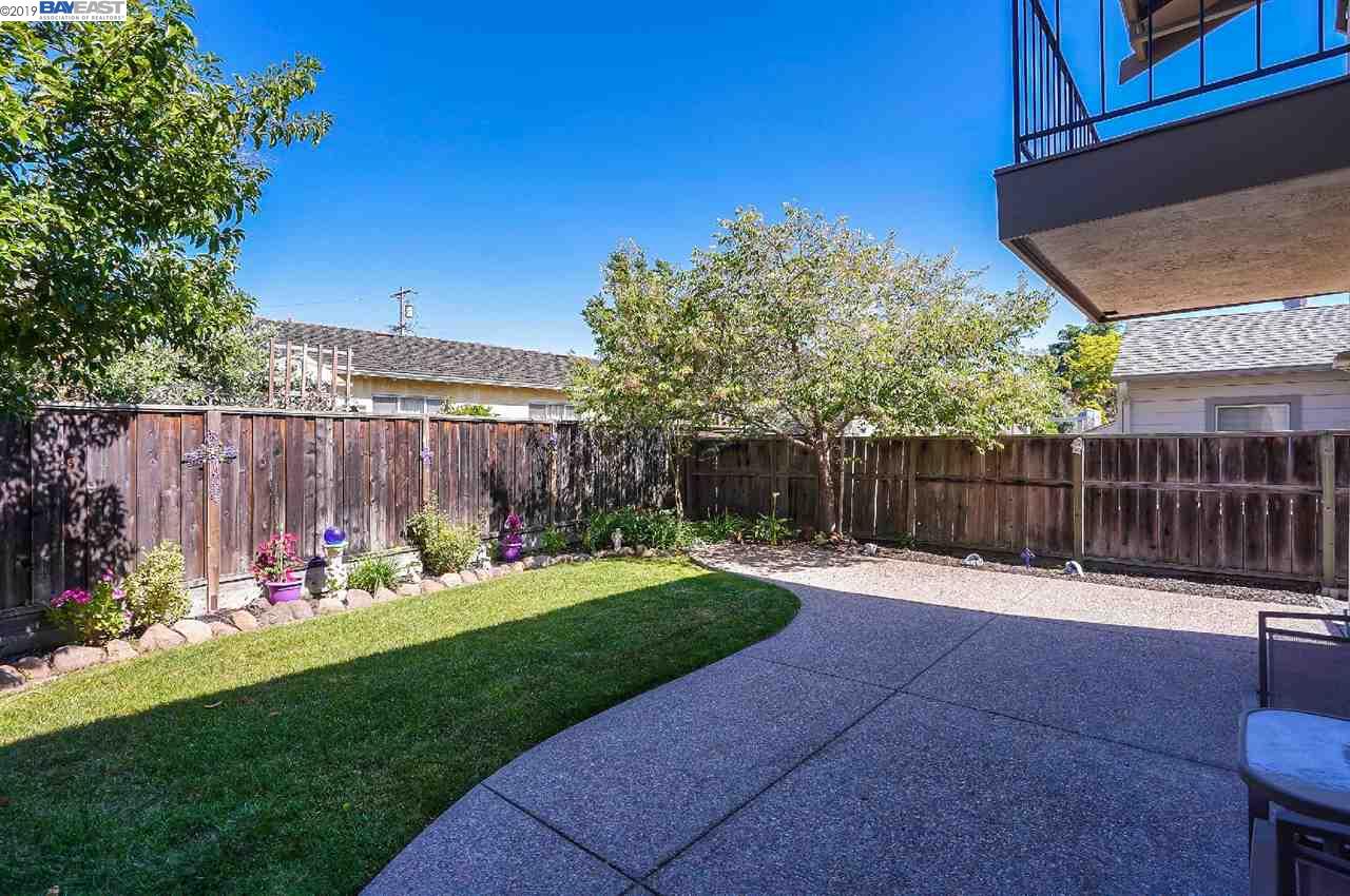 20026 Wisteria St, CASTRO VALLEY, California 94546, ,Comm Ri Multi-units 5+,For Sale,Wisteria St,40862718