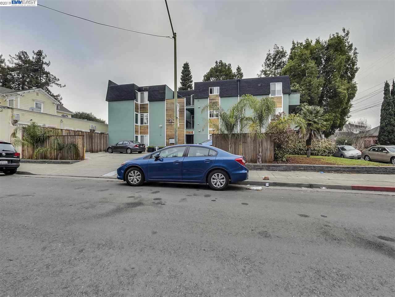 2011 7Th Ave, OAKLAND, California 94606, ,Comm Ri Multi-units 5+,For Sale,7Th Ave,40864433