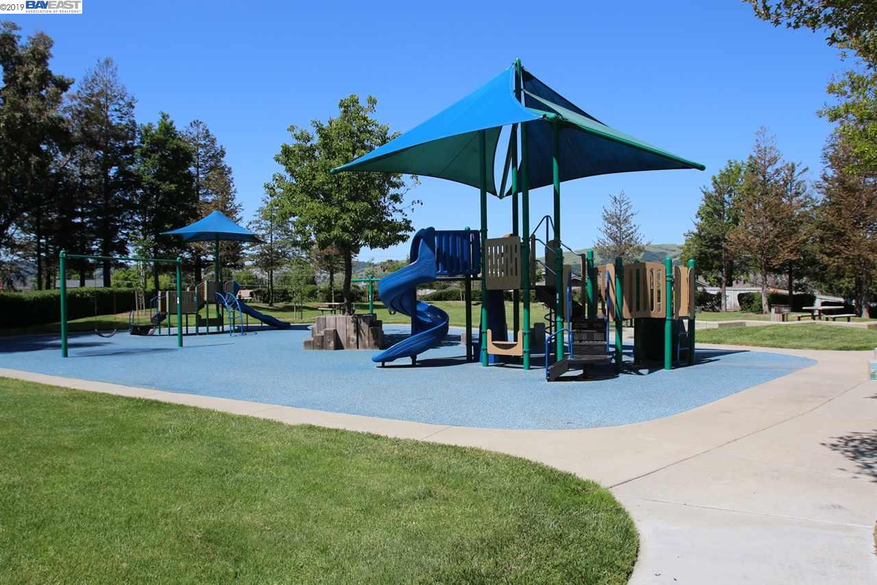6783 Pearl Place Dublin Ca 94568 949 900 Www Yarkinrealty Com