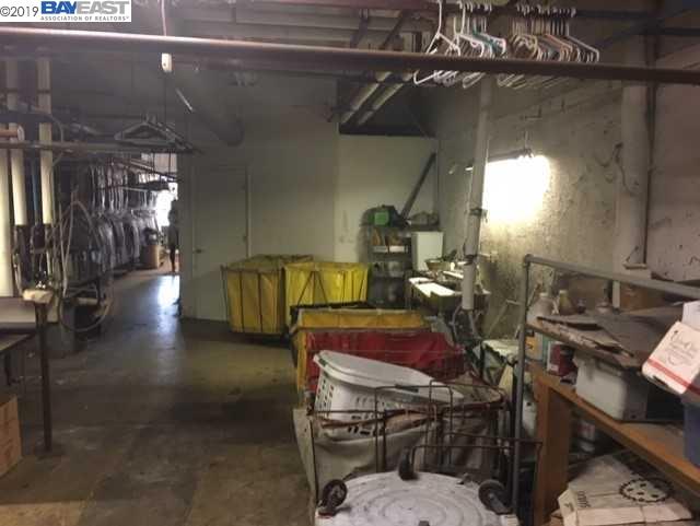 7108 International Blvd, OAKLAND, California 94621, ,Comm Industrial For Lease,For Rent,International Blvd,40943851