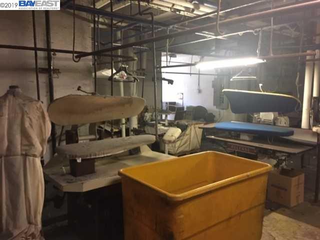 7108 International Blvd, OAKLAND, California 94621, ,Comm Industrial For Lease,For Rent,International Blvd,40943851