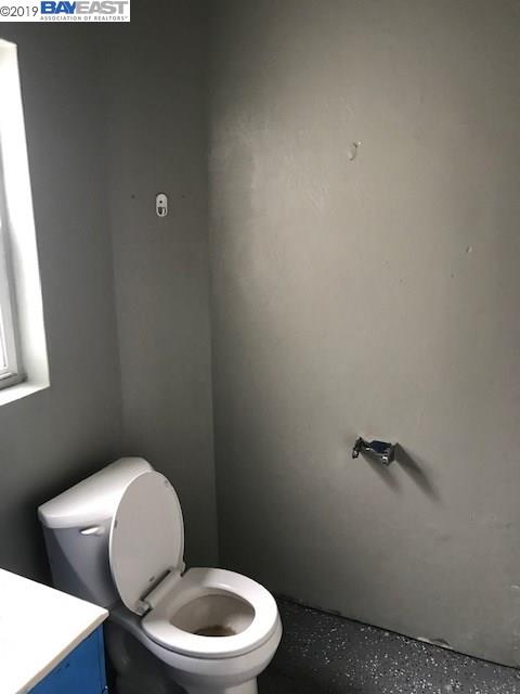 25180 Mission Boulevard, HAYWARD, California 94544-2519, ,Comm Industrial For Lease,For Rent,Mission Boulevard,40943926