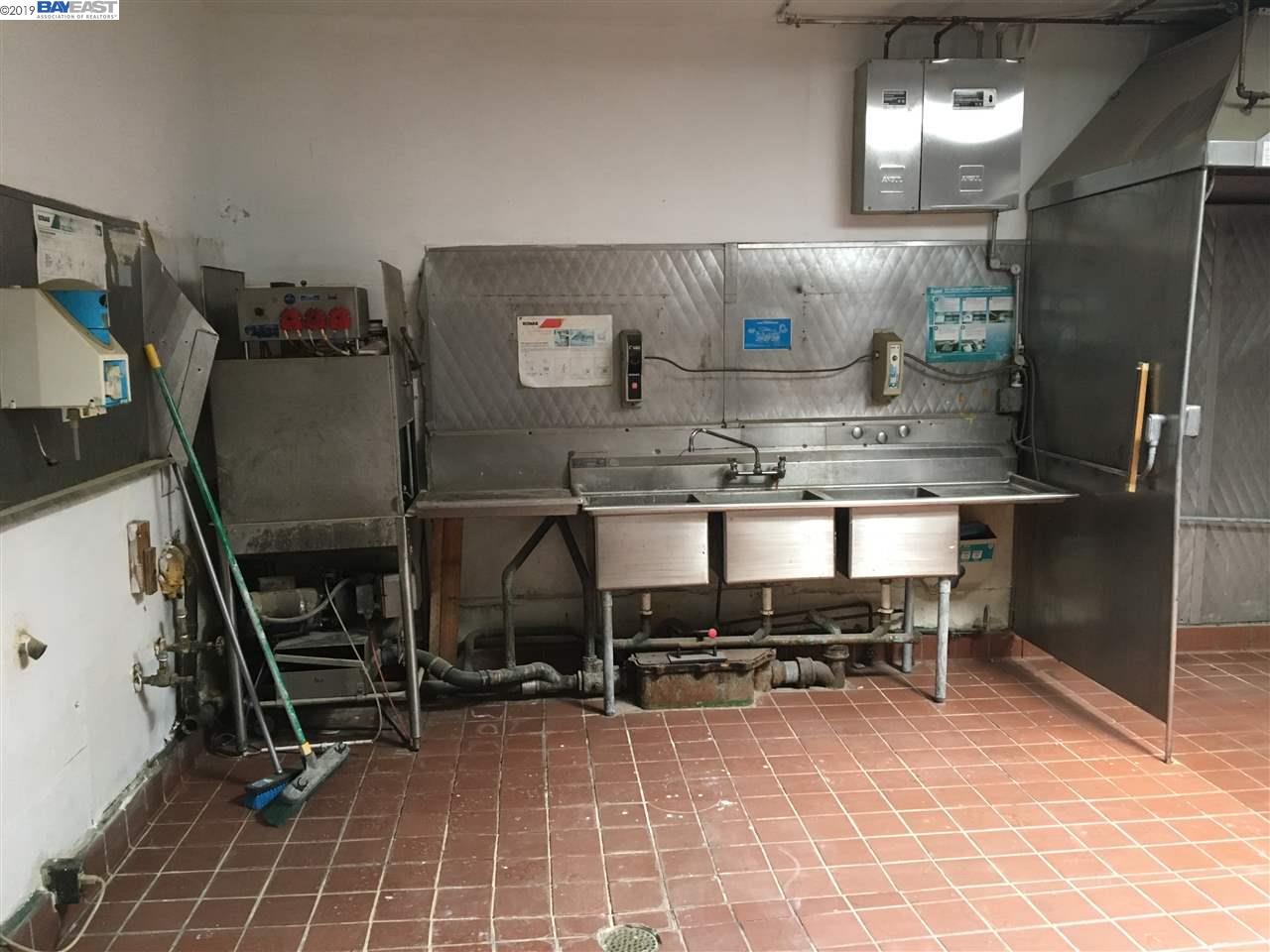 2431 Central Av., ALAMEDA, California 94501, ,Comm Industrial For Lease,For Rent,Central Av.,40943941