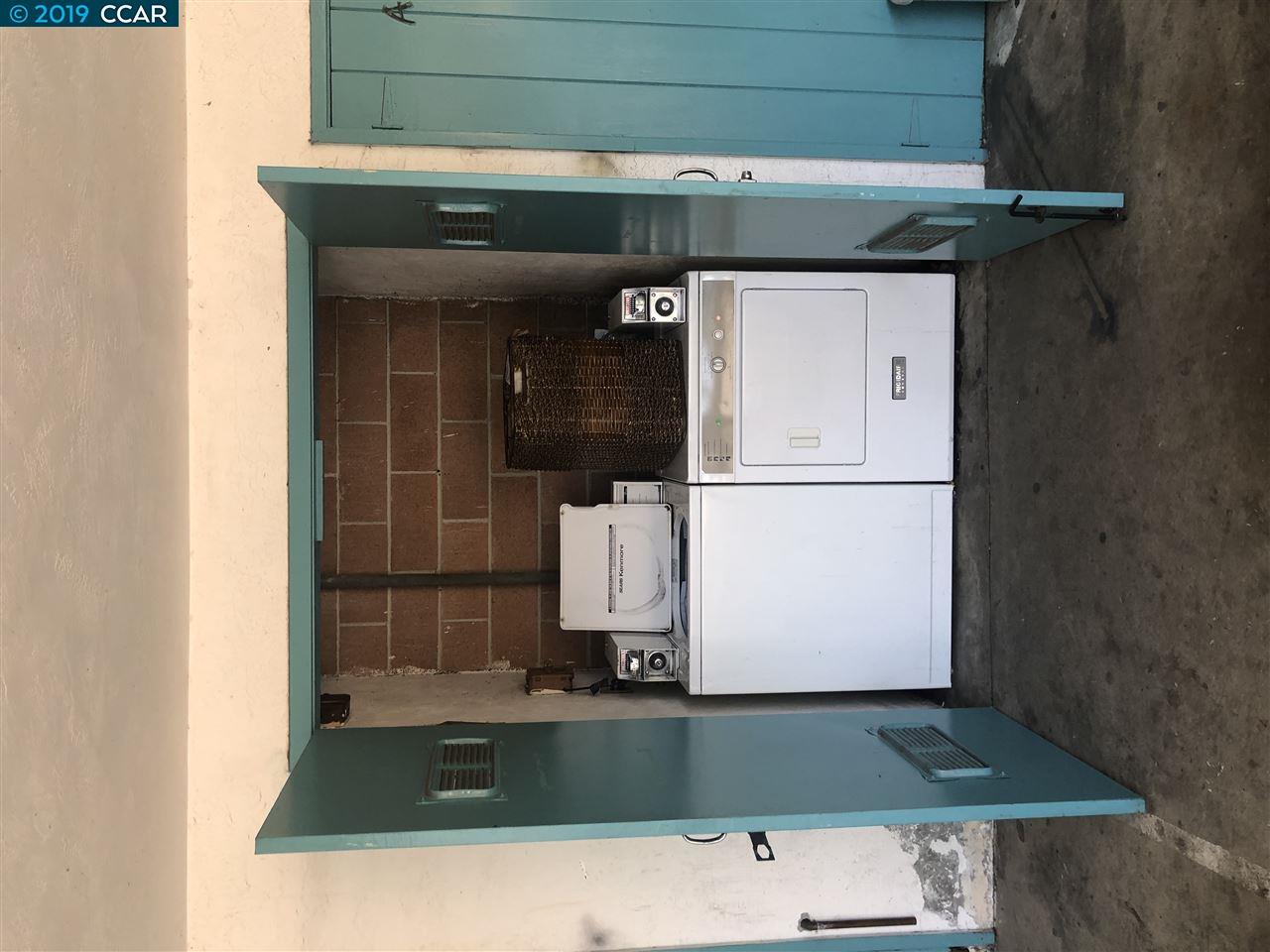1311 Versailles Ave, ALAMEDA, California 94501, ,Comm Ri Multi-units 5+,For Sale,Versailles Ave,40872958