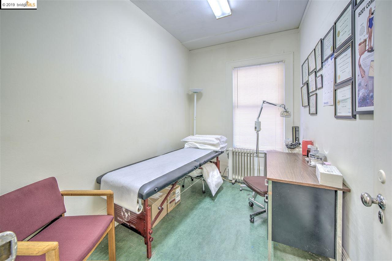 220 Grand Avenue, OAKLAND, California 94610, ,Comm Ri Multi-units 5+,For Sale,Grand Avenue,40877149