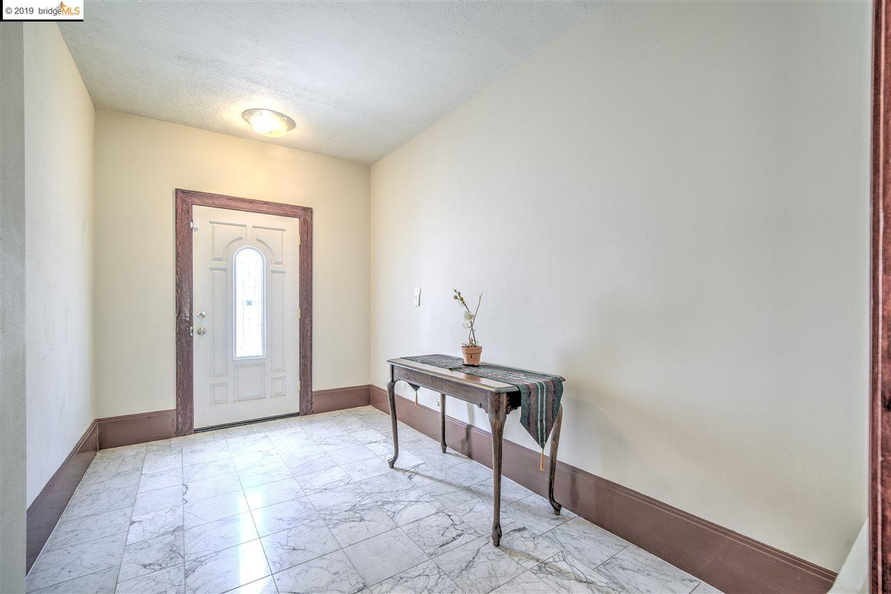 220 Grand Avenue, OAKLAND, California 94610, ,Comm Ri Multi-units 5+,For Sale,Grand Avenue,40877149