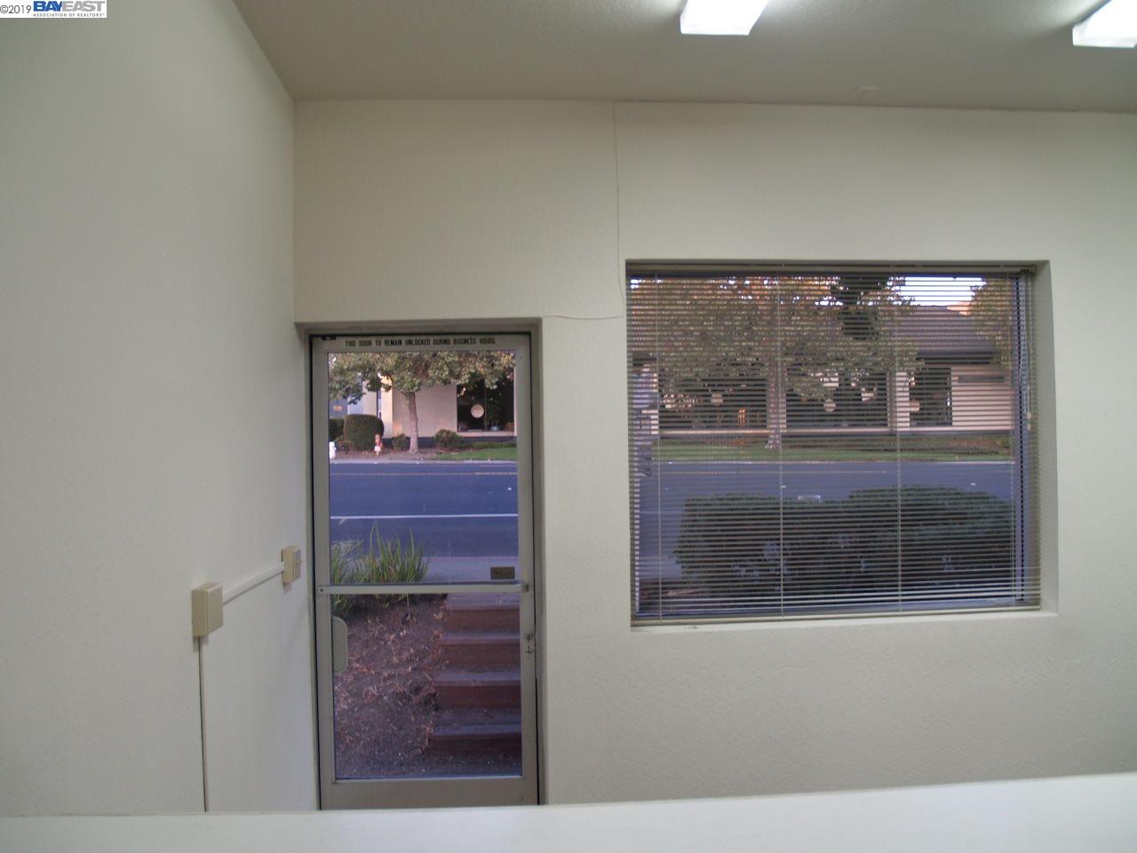 2100 San Ramon Valley Blvd #8, SAN RAMON, California 94583, ,Comm Industrial For Lease,For Rent,San Ramon Valley Blvd #8,40944046