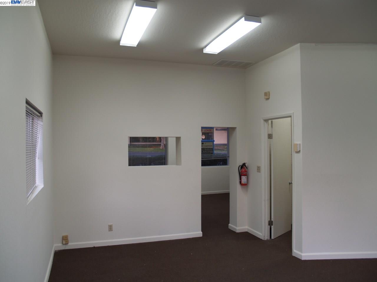 2100 San Ramon Valley Blvd #8, SAN RAMON, California 94583, ,Comm Industrial For Lease,For Rent,San Ramon Valley Blvd #8,40944046