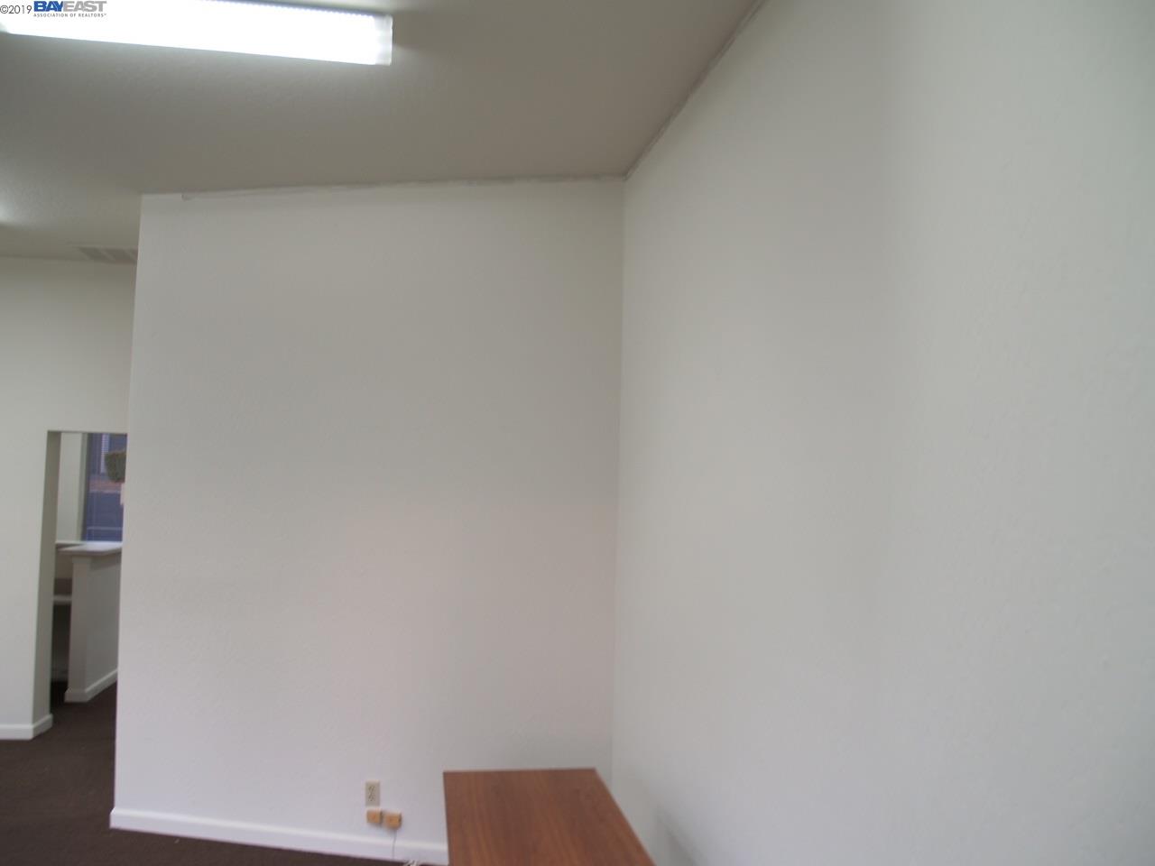 2100 San Ramon Valley Blvd #8, SAN RAMON, California 94583, ,Comm Industrial For Lease,For Rent,San Ramon Valley Blvd #8,40944046
