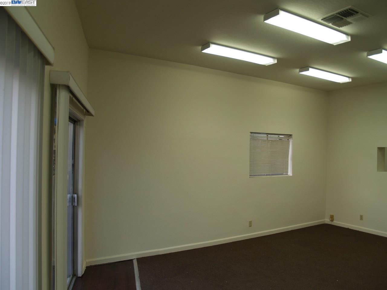 2100 San Ramon Valley Blvd #8, SAN RAMON, California 94583, ,Comm Industrial For Lease,For Rent,San Ramon Valley Blvd #8,40944046
