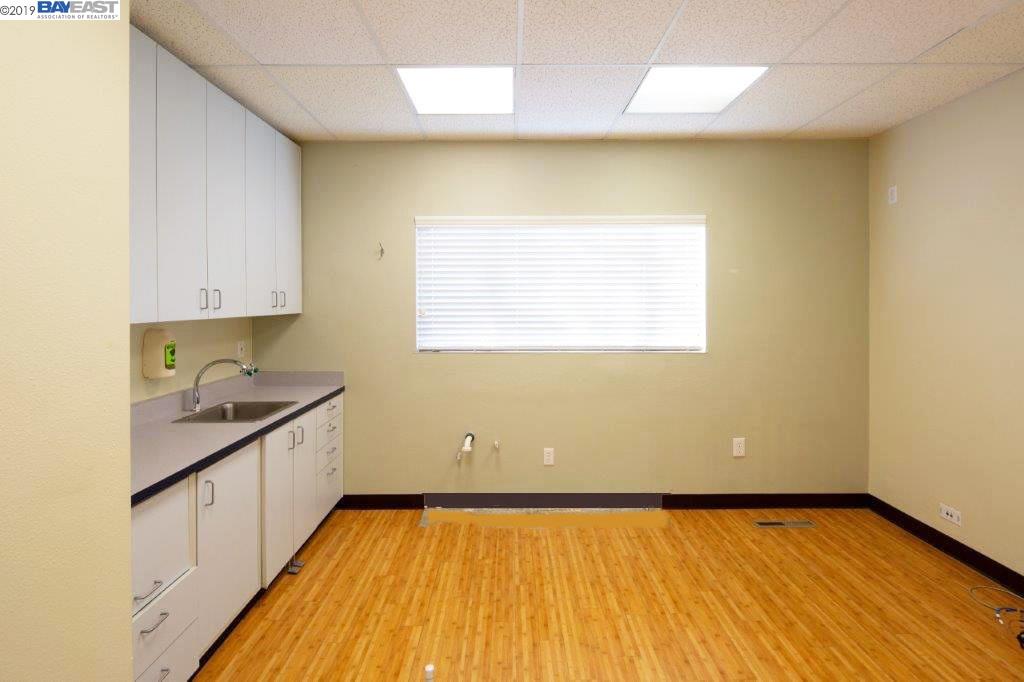 20600 Lake Chabot Rd, CASTRO VALLEY, California 94546, ,Comm Industrial For Lease,For Rent,Lake Chabot Rd,40944061