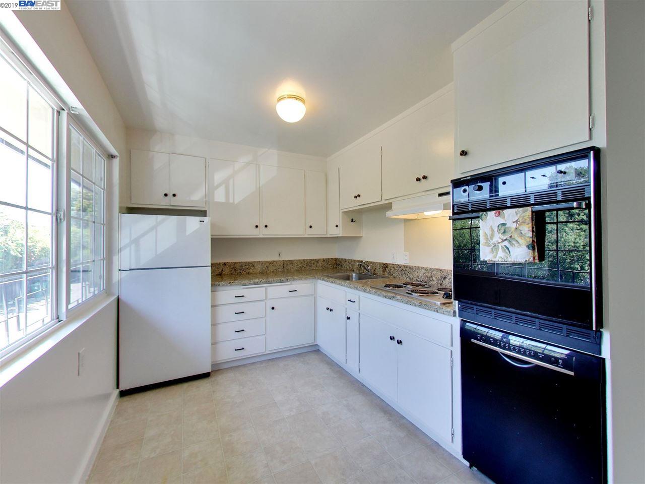1615 Central Ave, ALAMEDA, California 94501, ,Comm Ri Multi-units 5+,For Sale,Central Ave,40880576