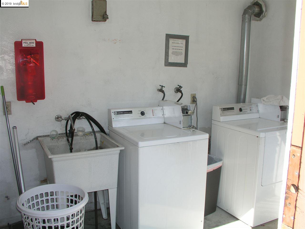2875 California Street, BERKELEY, California 94703, ,Comm Ri Multi-units 5+,For Sale,California Street,40884765