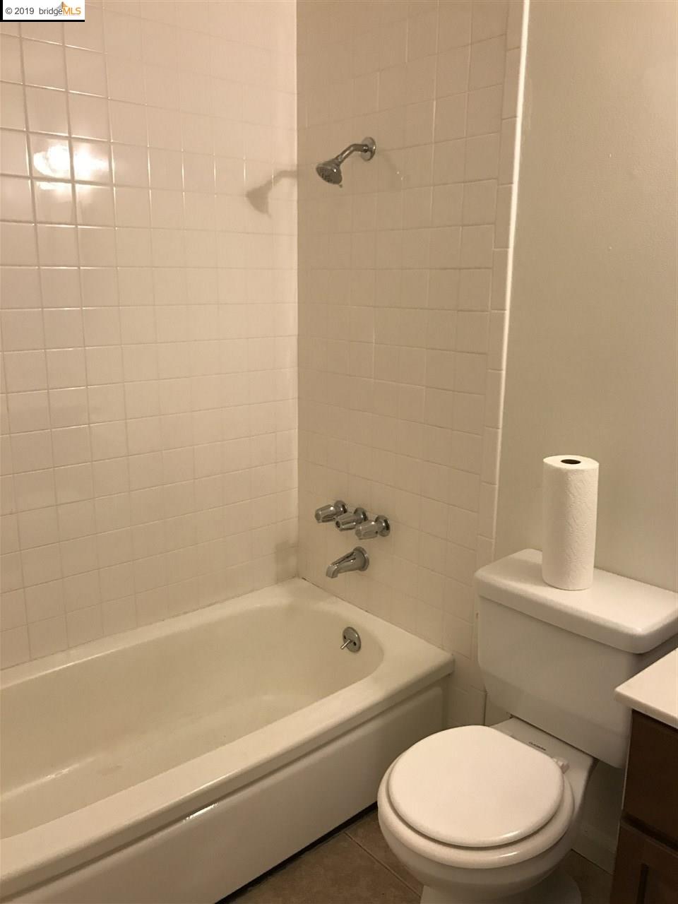 40 18Th St, RICHMOND, California 94801, ,Comm Ri Multi-units 5+,For Sale,18Th St,40885180