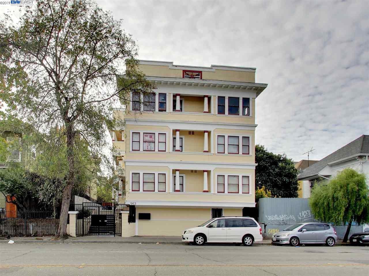 961 18Th St, OAKLAND, California 94607, ,Comm Ri Multi-units 5+,For Sale,18Th St,40886586