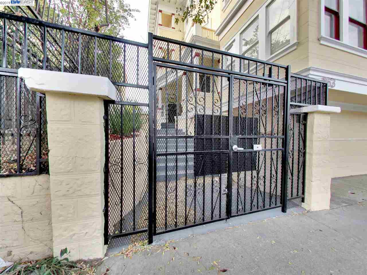 961 18Th St, OAKLAND, California 94607, ,Comm Ri Multi-units 5+,For Sale,18Th St,40886586