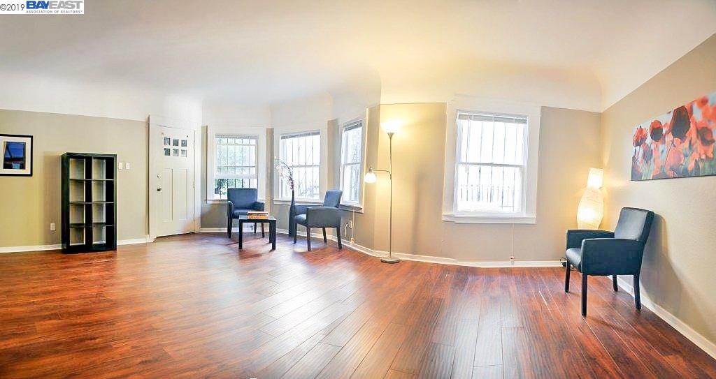 961 18Th St, OAKLAND, California 94607, ,Comm Ri Multi-units 5+,For Sale,18Th St,40886586