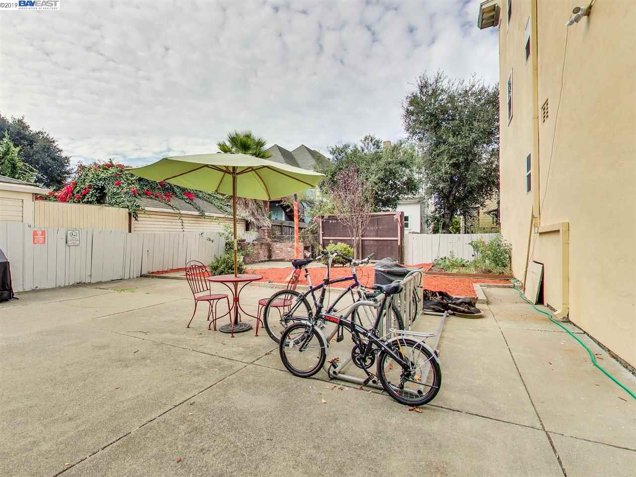 961 18Th St, OAKLAND, California 94607, ,Comm Ri Multi-units 5+,For Sale,18Th St,40886586