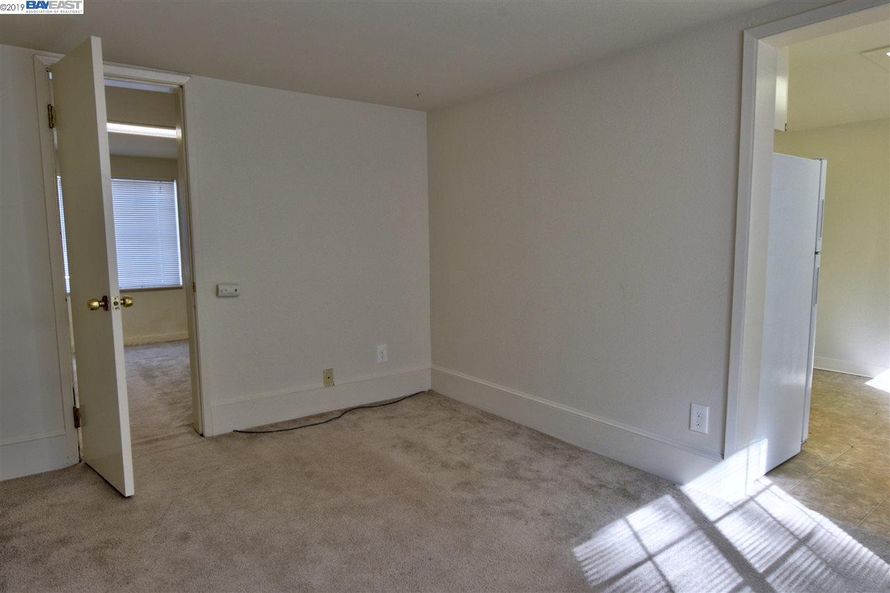 21595 Western Blvd, HAYWARD, California 94541, ,Comm Ri Multi-units 5+,For Sale,Western Blvd,40886970